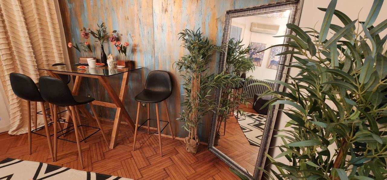 Ferienwohnung Red Clay Hilandarska Belgrad Exterior foto