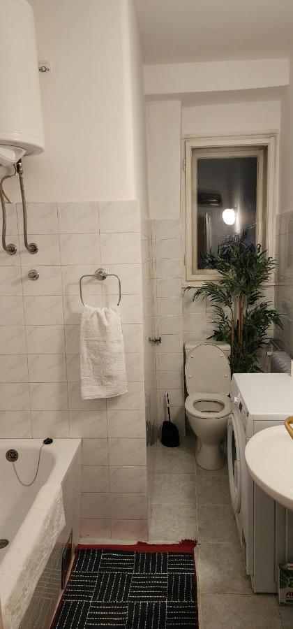 Ferienwohnung Red Clay Hilandarska Belgrad Exterior foto